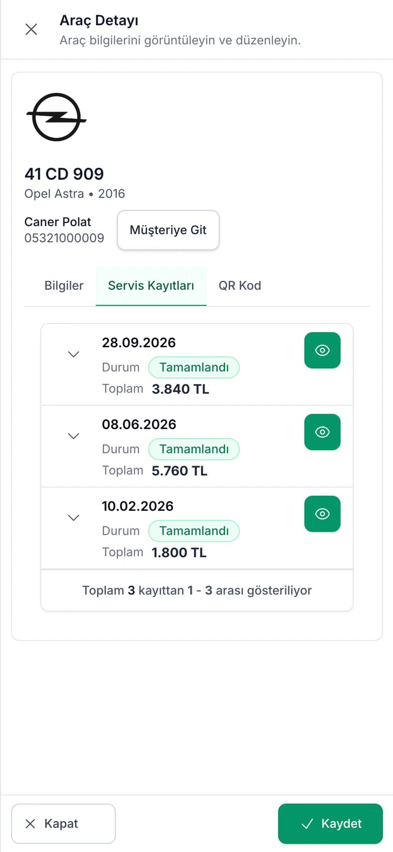 Carzi araç bakım ve servis geçmişi ekranı (telefon görünümü)